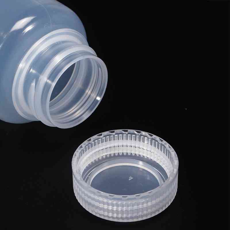 plastic reagent kit